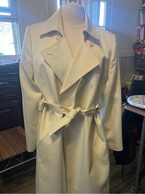 Vintage London Fog Cream Trench Coat with Tie Belt